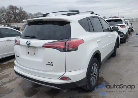 2017 Toyota Rav4 Hybrid Xle z USA, uszkodzony, nr VIN JTMRJREV1HD080412